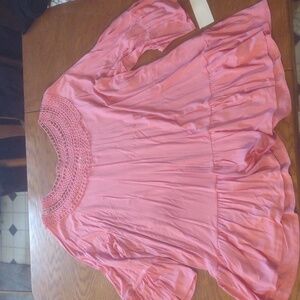 NWT Top